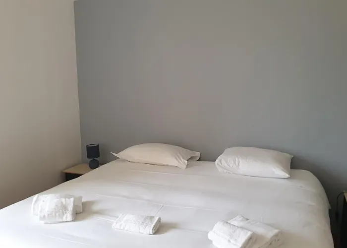 Penzion La Maison Barent - Proche Des Grottes De